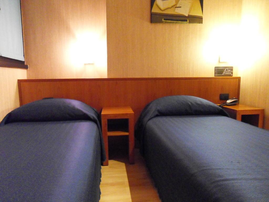 Hotel Roxy Milano Exteriör bild