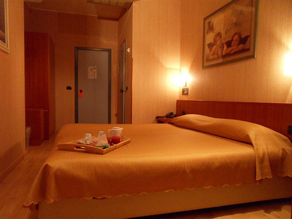 Hotel Roxy Milano Exteriör bild